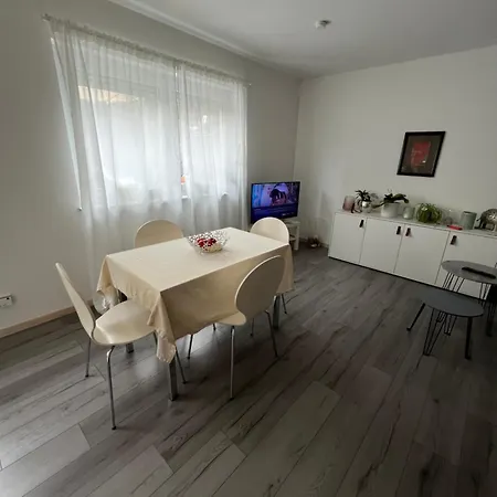 Gemuetliche 2-zimmerwohnung, * Schönaich