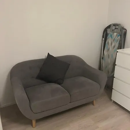 Gemuetliche Einliegerwohnung Apartamento Schönaich
