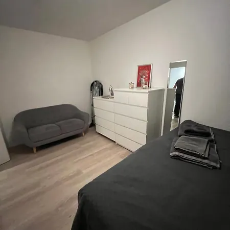 Gemuetliche 2-zimmerwohnung, アパート Schönaich